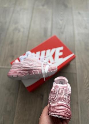 Nike initiator custom pink