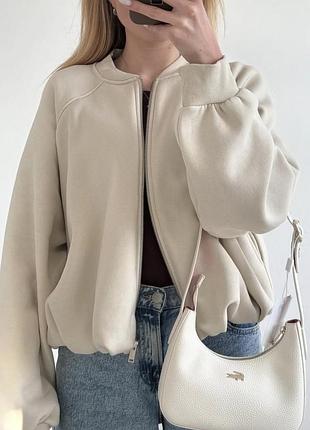 Zara бомбер бежевий
