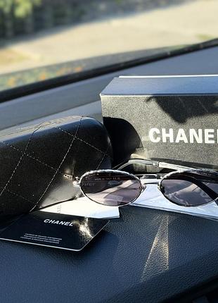 Окуляри в стилі chanel