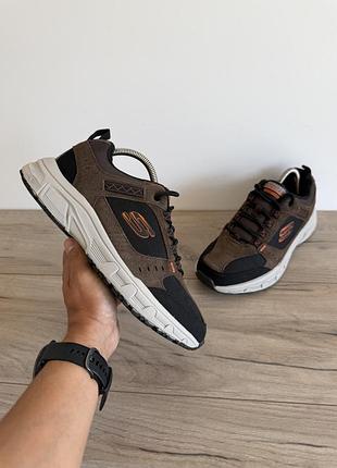 Кросівки skechers коричневі замшеві розмір 40 оригінал