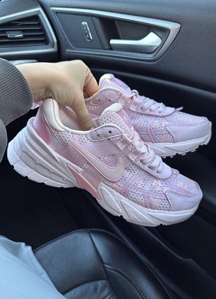 Стильные женские кроссовки nike v2k runtek pink flower