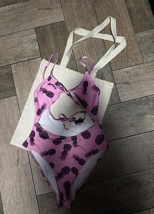 Купальник новий missguided розмір с