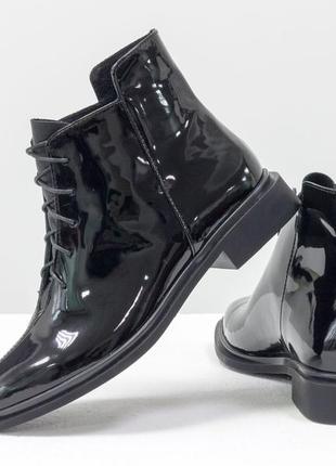 Дизайнерские классические ботинки из итальянской натуральной лаковой кожи