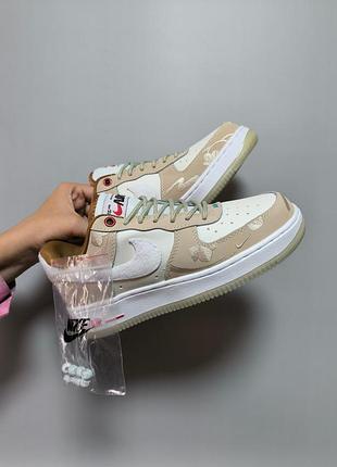 Стильні жіночі кросівки nike air force 1 '07 lx 'year of the rabbit'