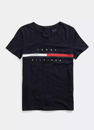 Футболка від tommy hilfiger