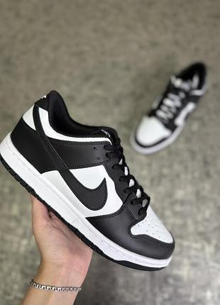 Кросівки чоловічі nike sb dunk low чорно-білі