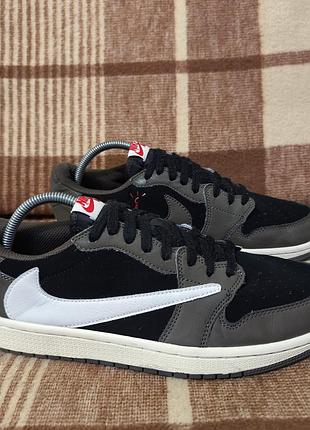 Мужские кроссовки jordan 1 retro travis scott