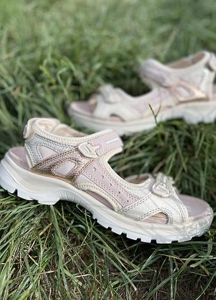 Сандалії  жіночі ( оригінал) ecco offroad 82208352578.
