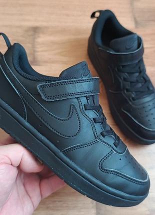 Оригинальные nike р34 длина стельки по факту 22.5см