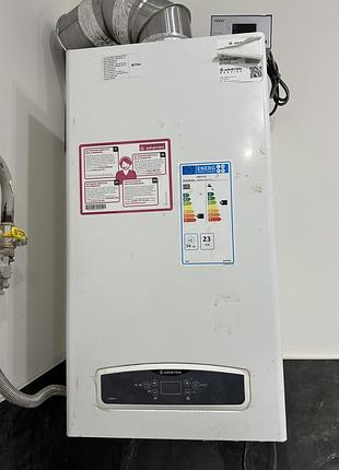 Газовий двоконтурний котел ariston cares x 24 cf eu.