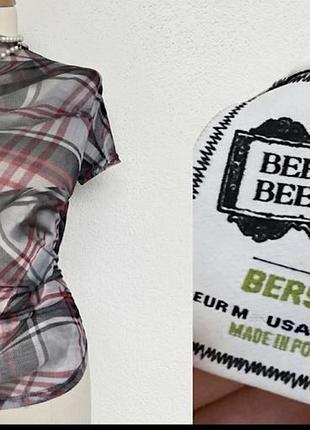 Топ від bershka  в розмірі m
