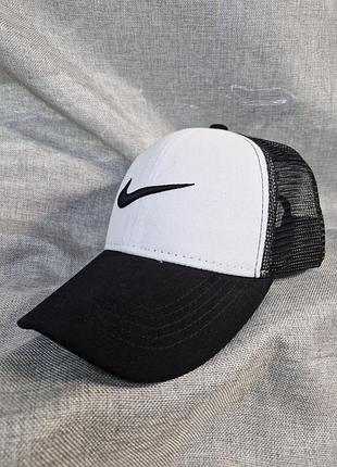 Бейсболка nike чоловіча жіноча унісекс, чорно-біла бейсболка, бейсболка з сіточкою літо, бейсболка найк