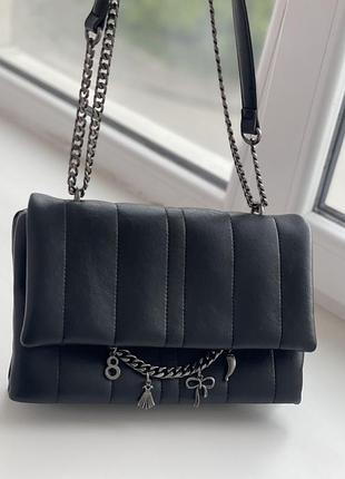 Чорна стьобана сумка zara