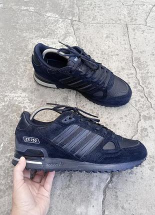 Кроссовки adidas zx 750
