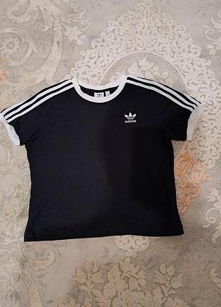 Футболка adidas