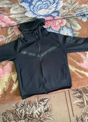 Тейчик найк 2
