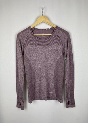 Жіночий спортивний лонгслів nike dri fit