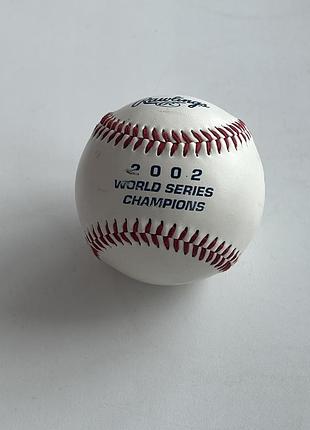 Бейсбольний мʼяч world series 2002