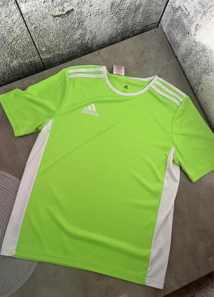 Футбольна футболка adidas