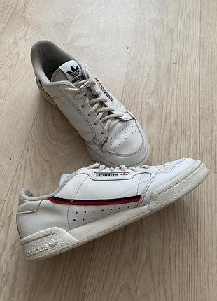 Кроссовки adidas 👟🔝💣 37,5