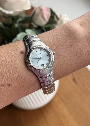 Годинник з натуральним діамантами bulova