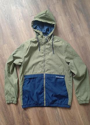 Брендовая куртка ветровка jack &amp;jones.