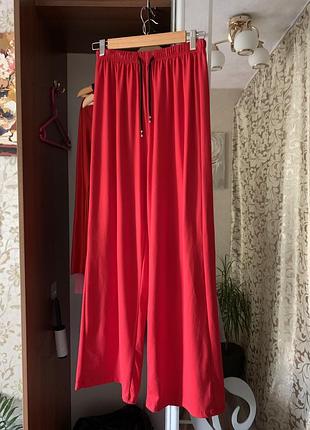 Штани широкі oversize червоні