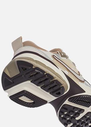 Nike v2k run light orewood brown