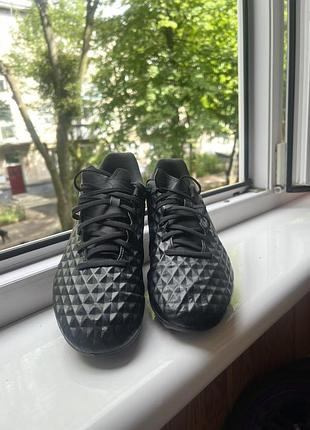 Бутси чоловічі nike tiempo legend 8 club mg чорні 42,5 eur