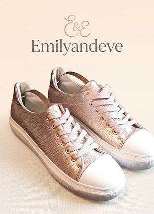 Жіночі кеди,недорогі,стильні
сліпони emilyandeve,р.38