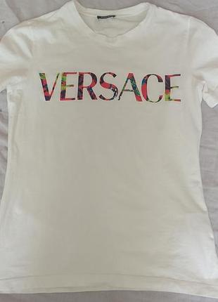 🤍 оригинальная женская футболка versace medusa logo | размер 42 s-m приталенная
возможен торг