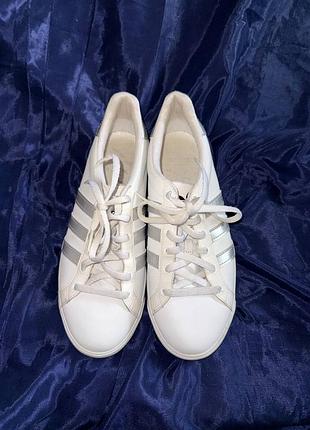 Кроссовки белые женские кожаные adidas p.40(25 cm)
