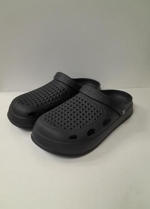 Кроксы мужские черные с-10871. размеры: 40/41, 41/42
цена: 250грн