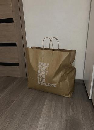 🛍️ продам пакет жіночого одягу — 10 кг.різні речі в хорошому стані. чисті та акуратні. продаю весь пакет одразу, не розбираю. 📦 відправка новою поштою