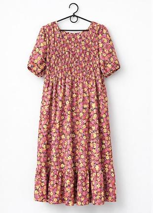 Яскраве рожеве плаття з квітковим принтом 52р. clothing, limited collection