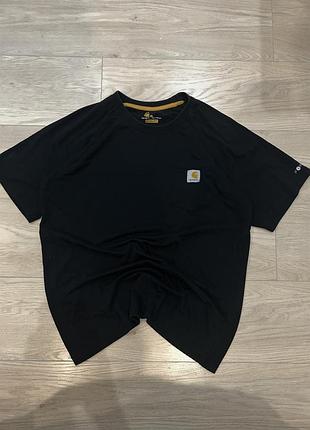 Дуже гарна футболка carhart