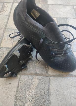 Футбольні бутси adidas predator accuracy.1 low fg gw4575 розмір 43 1/3 устілки 27 см