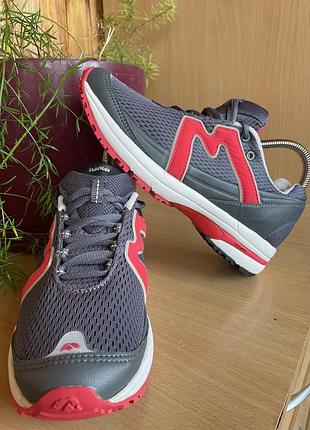 Кросівки для бігу karhu fluid р 38 устілка 25,5 см.