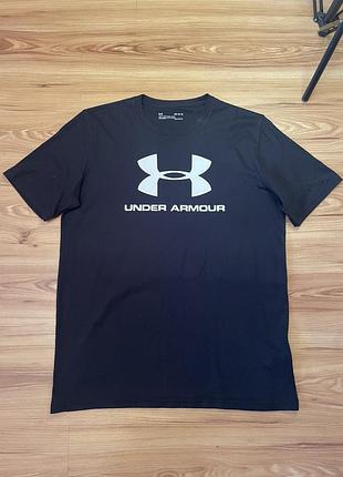 Футболка under armour