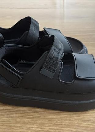 Сандалі cropp як ugg