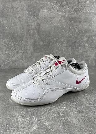 Винтажные кроссовки nike air trainers белые кожаные