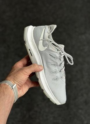 Кросівки nike