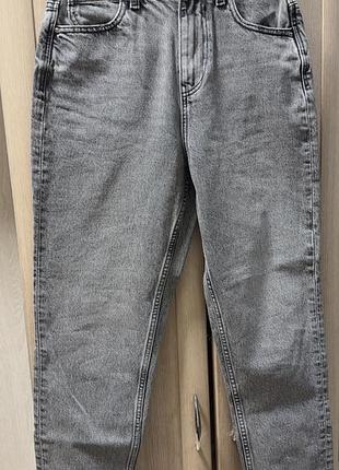 Zara жіночі джинси, розмір 36