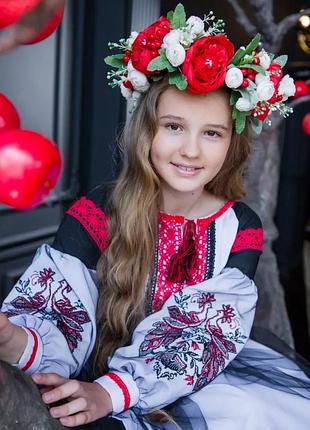 Сукня вишита для дівчинки