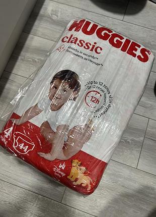 Підгузки huggies classic 4 розмір 88 шт нові підгузки huggies classic розмір 4 (7-18 кг) у великій упаковці.