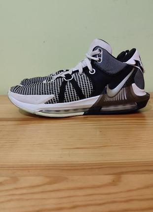 Кроссовки nike lebron witness 7