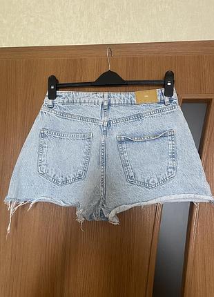 Нові шорти zara не ношені