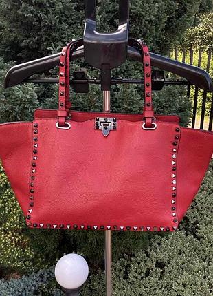 Valentino garavani rockstud rolling розкішна ексклюзивна шкіряна жіноча сумка шопер тоте натуральна шкіра