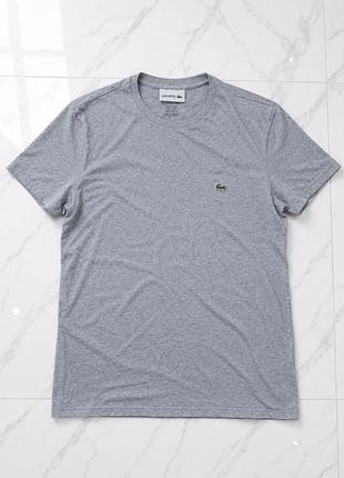Чоловіча футболка бренд  lacoste р. с на 46
