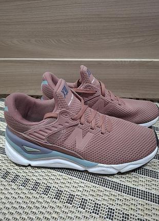 Кросівки new balance